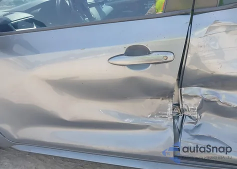 2020 Toyota Corolla Le from USA, damaged, VIN 5YFEPRAE7LP028985